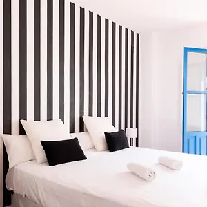 Tourist House Santa Cruz Apartment Seville
